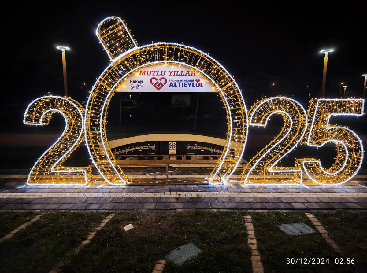 2025 Yılbaşı Motif Obje