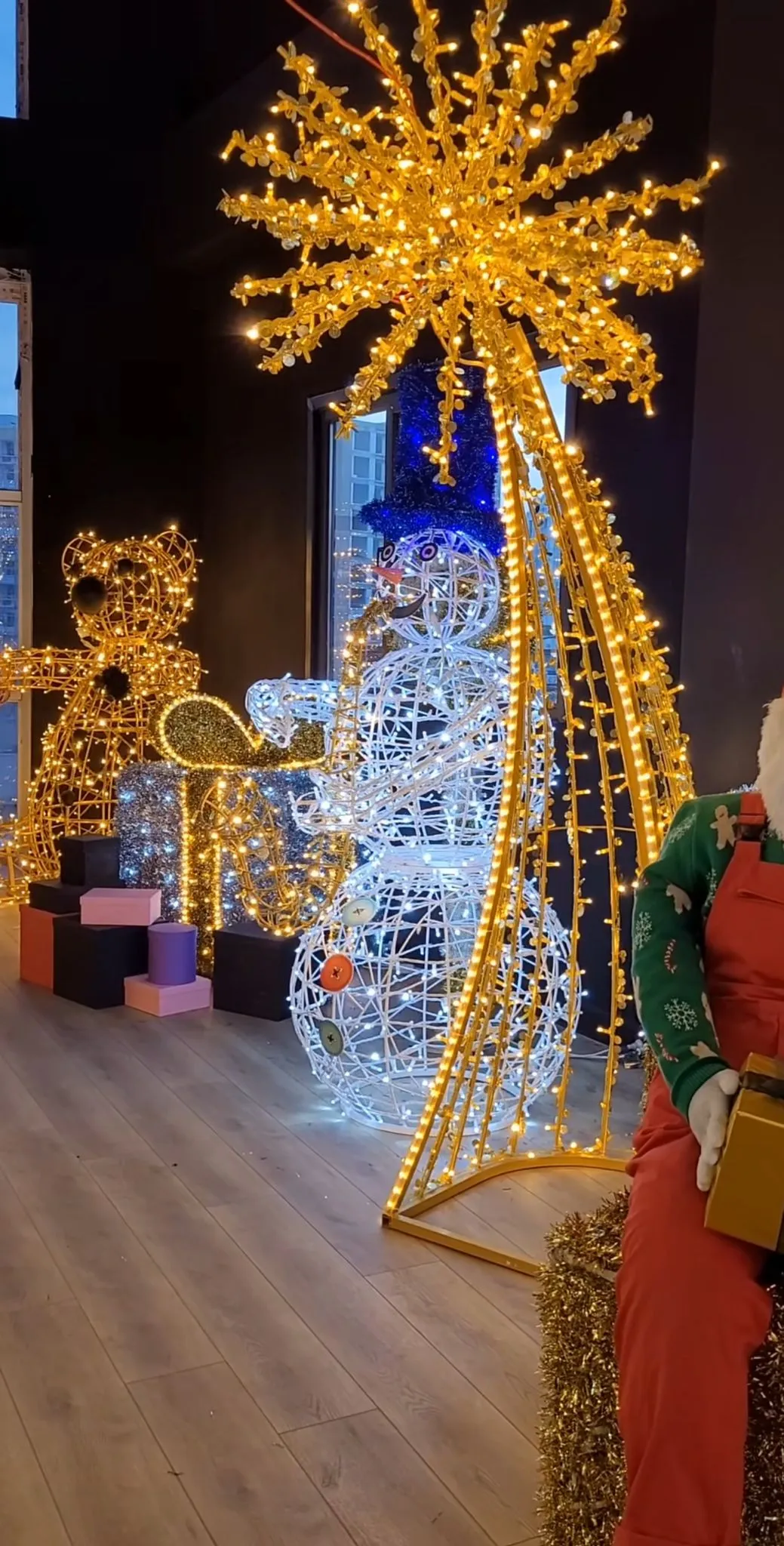 Işıklı Kardan Adam Yılbaşı