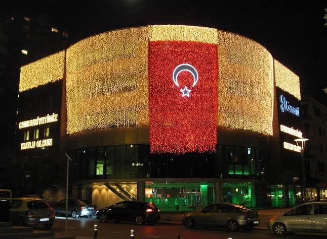 Bayrak Işıklı Tasarım Cephe LED Yılbaşı