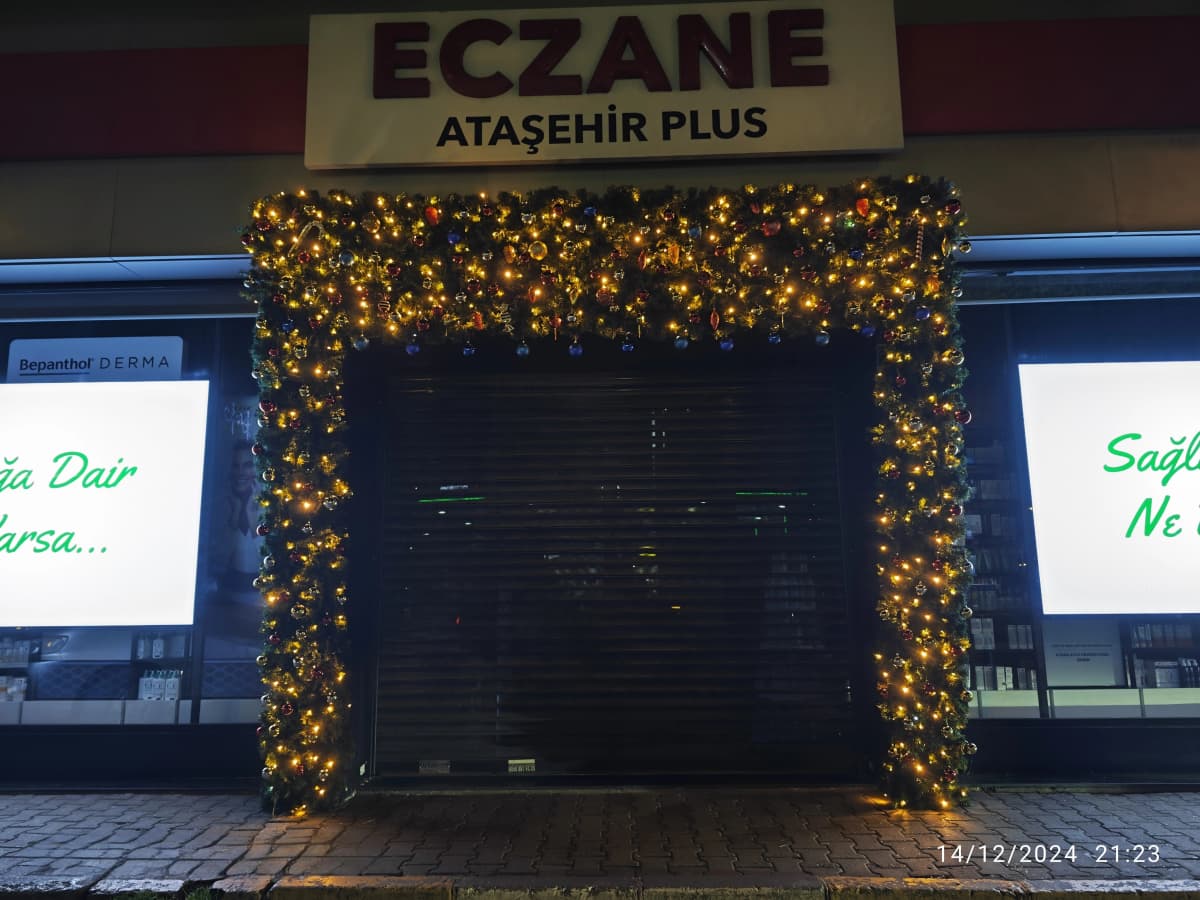 Garland Toplar LED Işık Yılbaşı