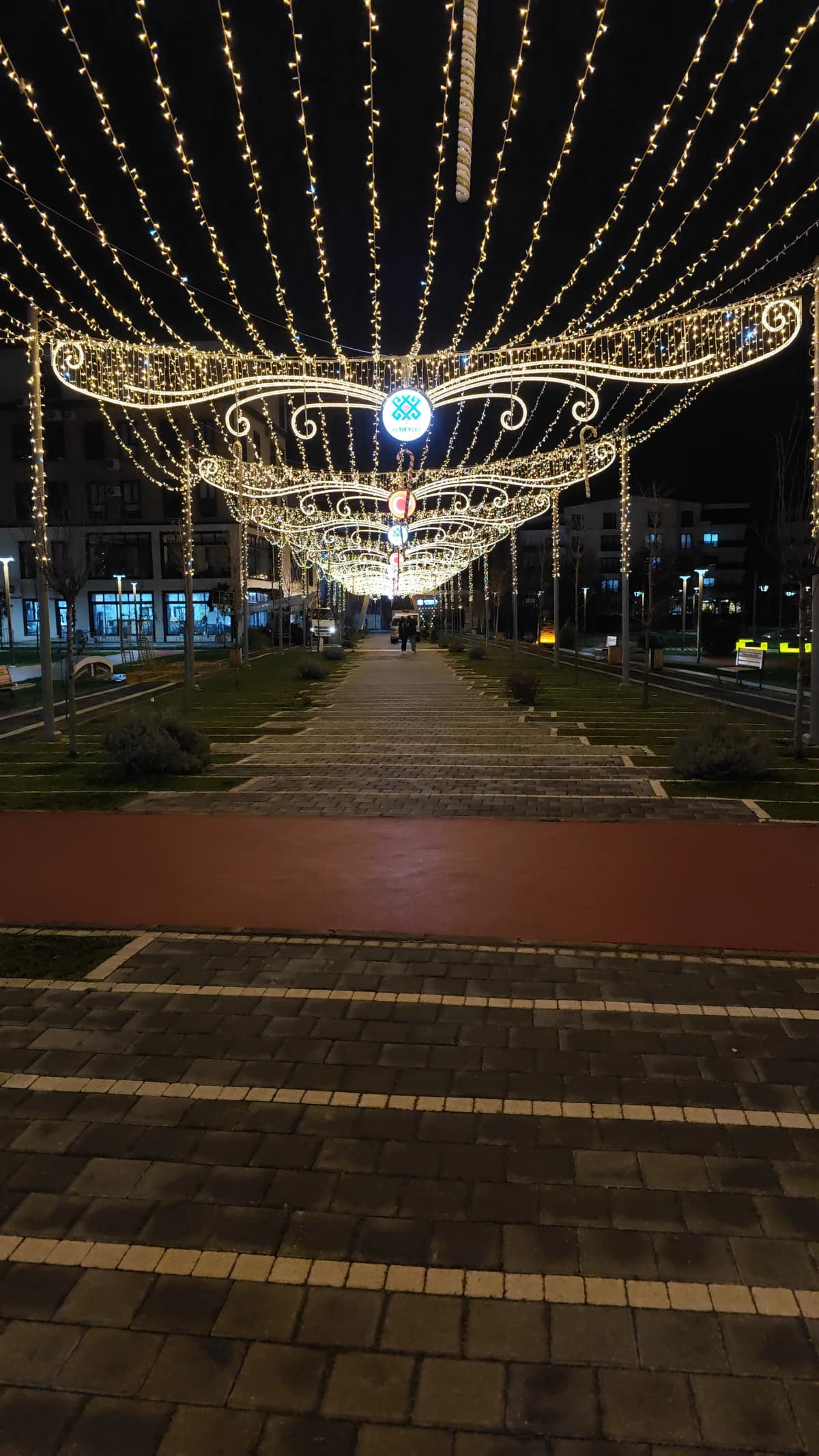 Geçiş Yolu Tünel Yılbaşı Süslemesi