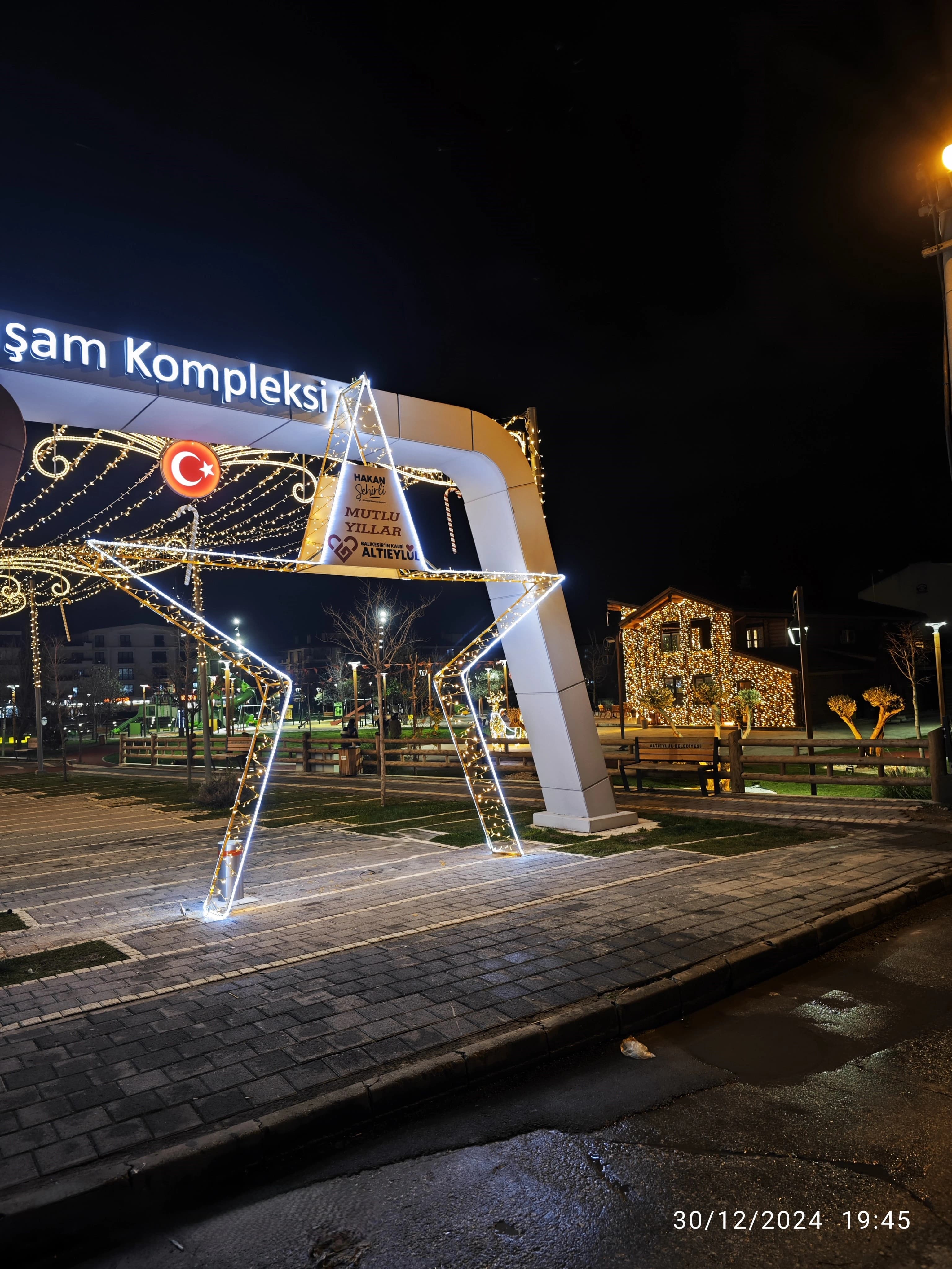 Işıklı Kar Tanesi - 3