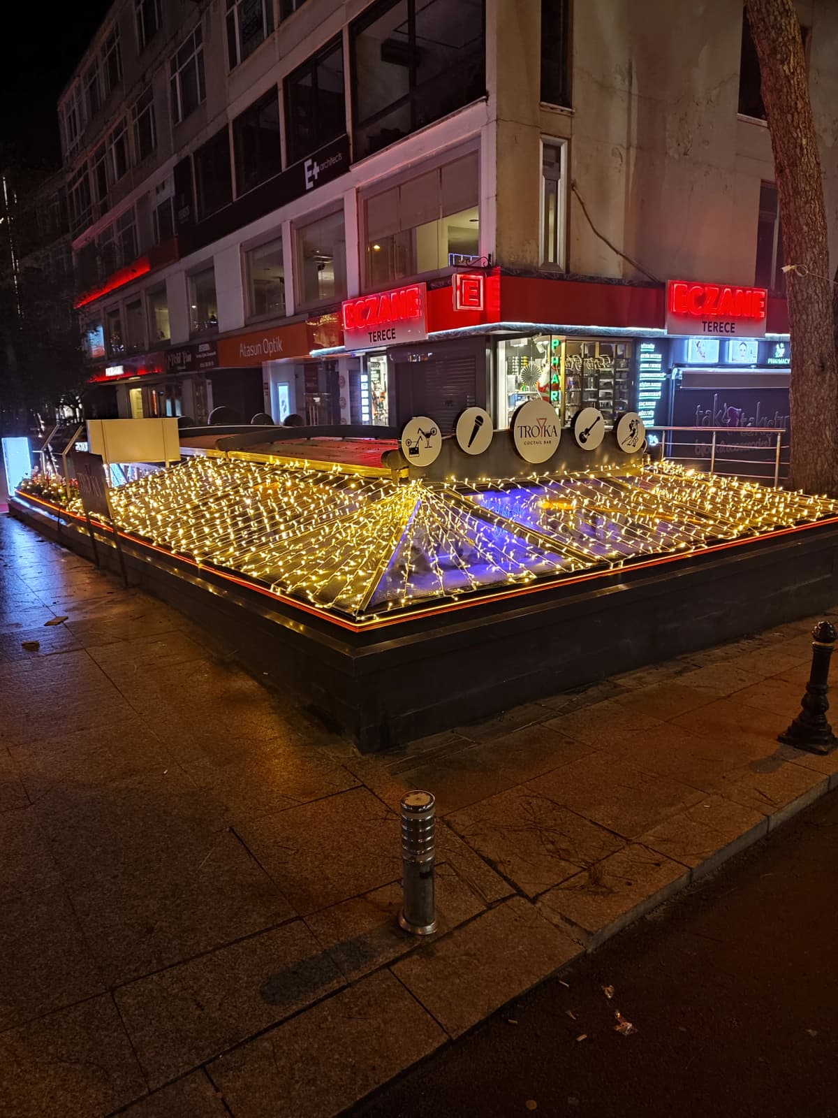 Saçak Işıklı Perde Işıklar LED